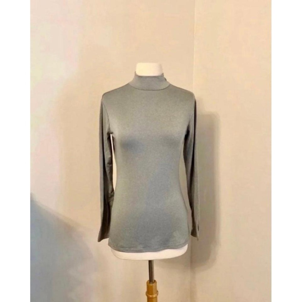 Thermal‎ Long Sleeve Turtleneck Athletic Top